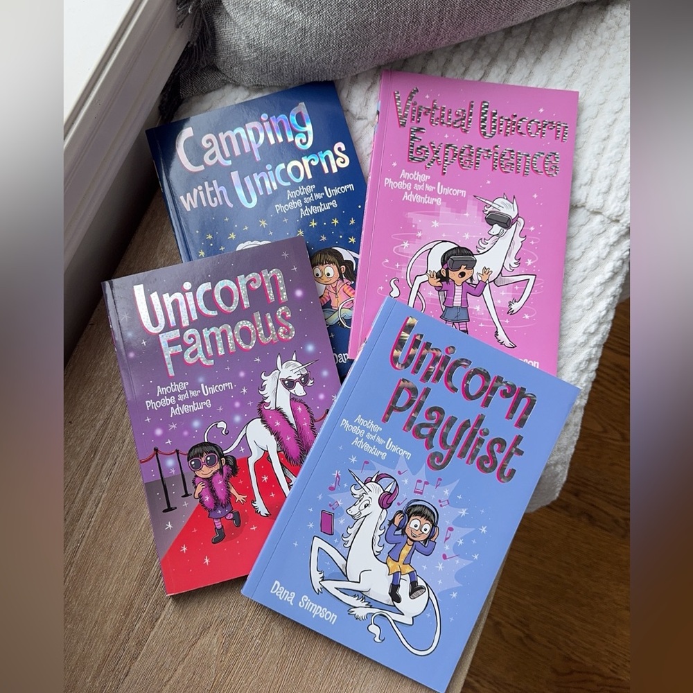 KIDS BOOKS Phoebe and Her Unicorn Book Set 11-14